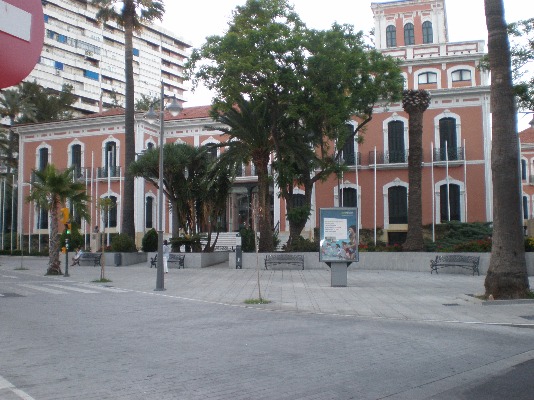 VERANEE EN LAS PLAYAS DE HUELVA  POR POCO DINERO